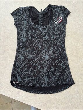 Black Floral-Print Scoop Neck Short Sleeve Top open back